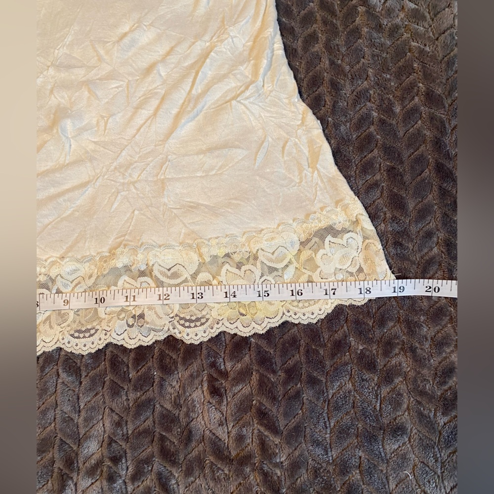 Maurices Cream Lace Top - Picture 8 of 8